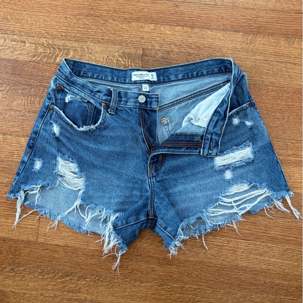 Abercrombie & Fitch Denim Boyfriend Short Mid Rise